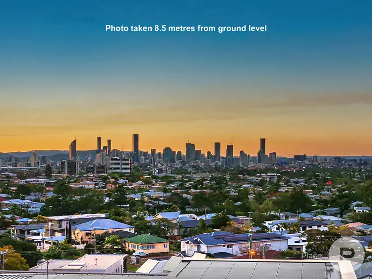 15 Spica Street, Coorparoo QLD 4151