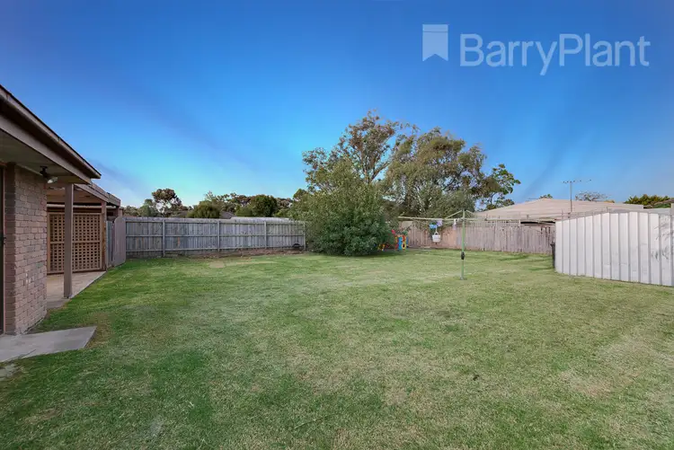 Second view of Homely house listing, 8 Katjusha Court, Pakenham VIC 3810