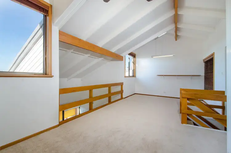 Fifth view of Homely apartment listing, 2/4 Lake Terrace West, Mount Gambier SA 5290