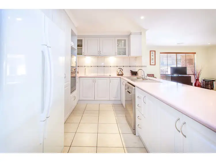 Fifth view of Homely house listing, 25 Heppner Court, Thurgoona NSW 2640