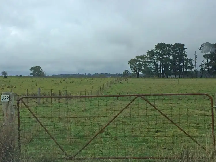 Main view of Homely rural property listing, 2/222 Spring Hill Road, Spring Hill NSW 2800