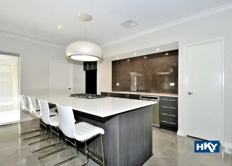 Sixth view of Homely house listing, 5 Palomino Promenade, The Vines WA 6069