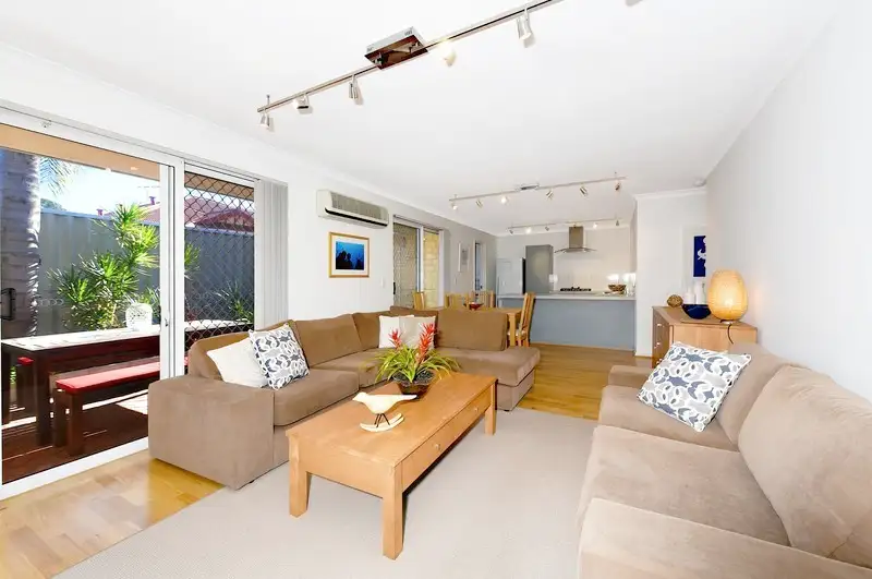 Main view of Homely unit listing, 4/144 Gwenyfred Road, Kensington WA 6151