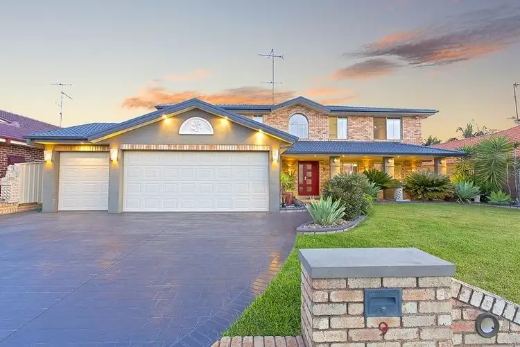 9 Fullerton Place, Glenmore Park NSW 2745