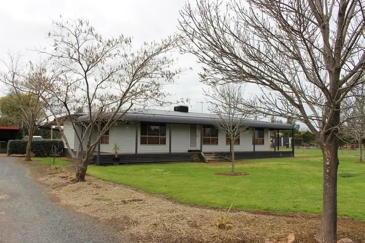 4 Stokes Street, Forbes NSW 2871
