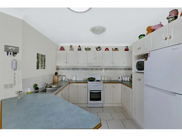 Fifth view of Homely villa listing, 1/2 Castlereagh Crescent, Bateau Bay NSW 2261