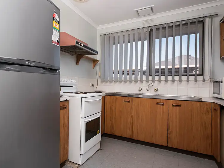 Sixth view of Homely house listing, 13 Glenrosa Court, St Albans VIC 3021