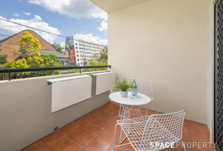 Third view of Homely apartment listing, 304/448 Boundary Street, Spring Hill QLD 4000