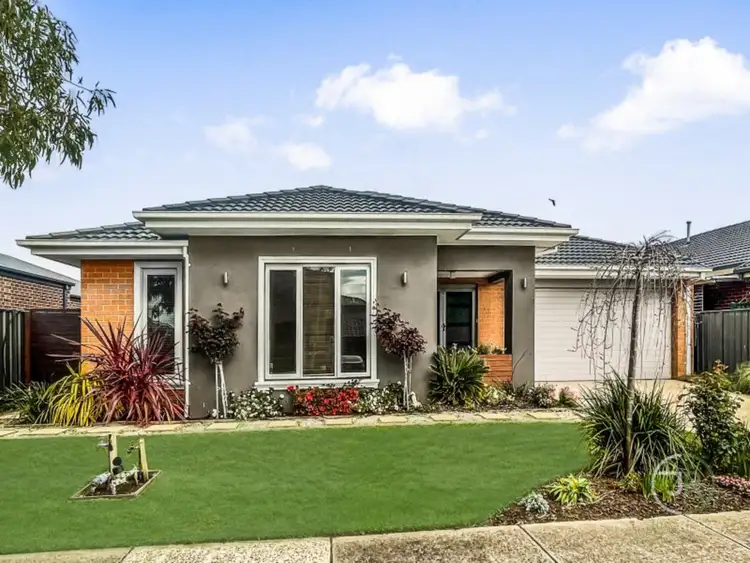 40 Pegasus Road, Cranbourne West VIC 3977