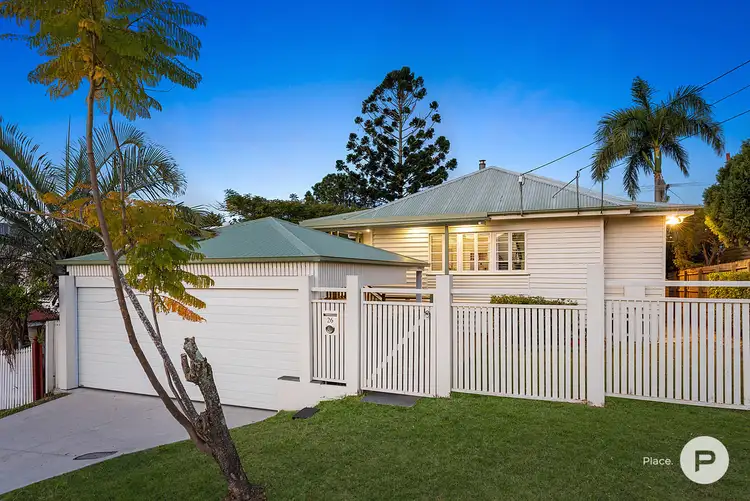26 Grant Street, Camp Hill QLD 4152