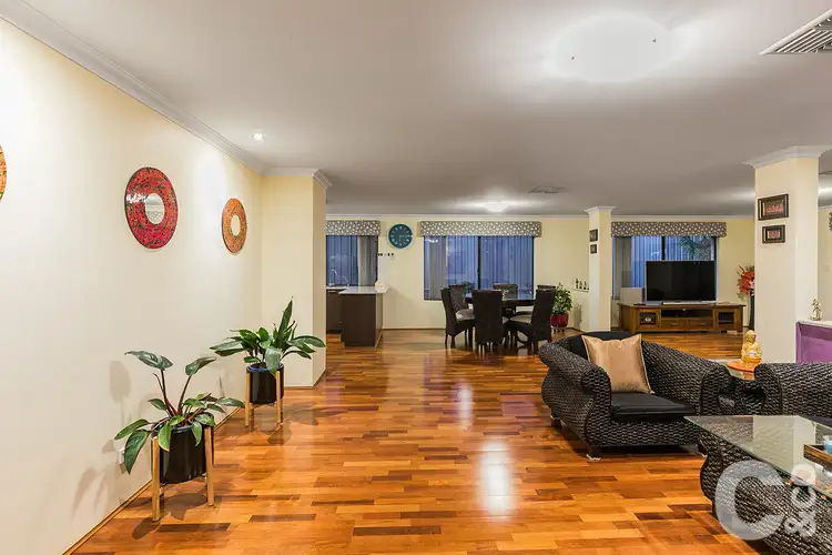 Sixth view of Homely house listing, 10 Wincanton Chase, Leda WA 6170