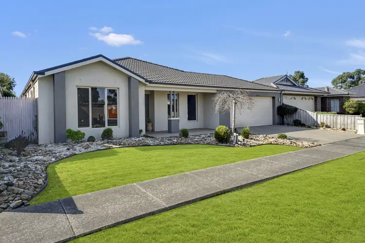 Second view of Homely house listing, 8 Wild Scotchman Way, Cranbourne East VIC 3977