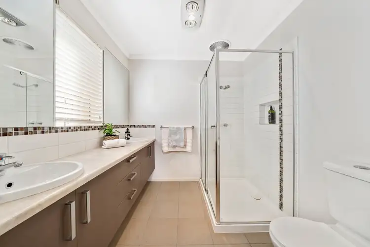 Sixth view of Homely house listing, 8 Wild Scotchman Way, Cranbourne East VIC 3977