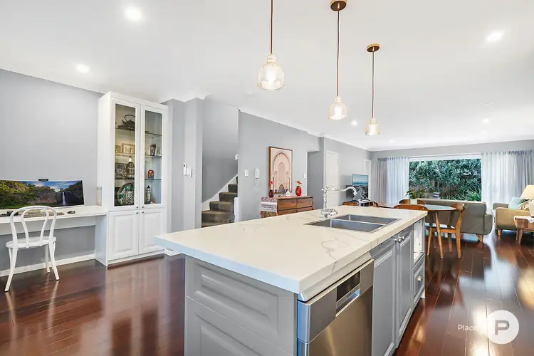 2/37 Albert Street, Camp Hill QLD 4152