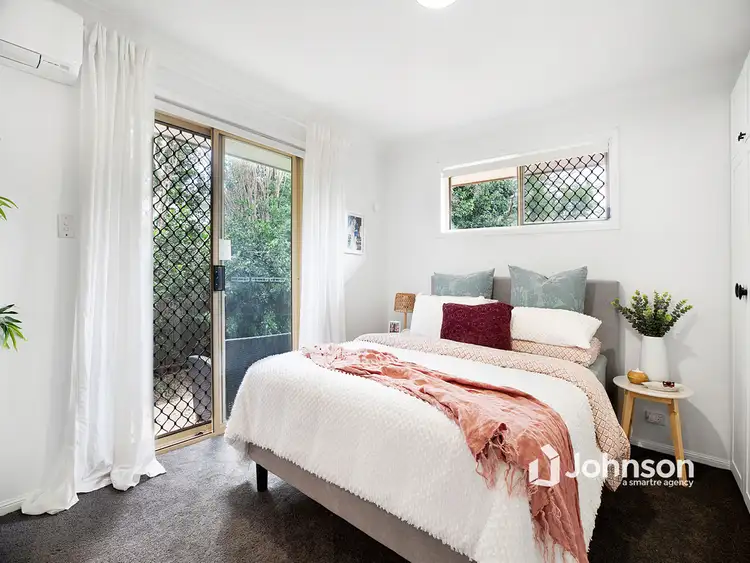 Sixth view of Homely house listing, 5 Louise Court, Silkstone QLD 4304