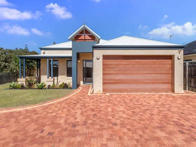 13 Hideaway Cove, Halls Head WA 6210