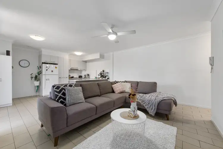 Fifth view of Homely unit listing, 2/25 Kuran Street, Chermside QLD 4032