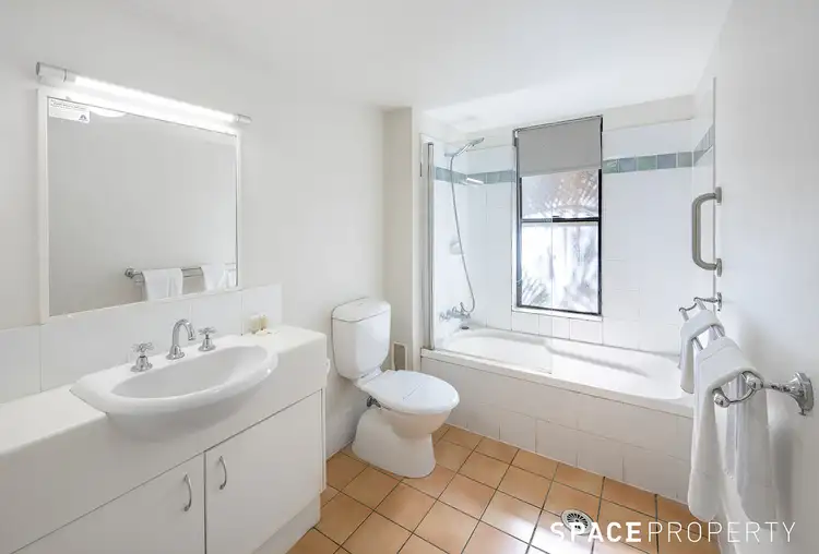 Sixth view of Homely apartment listing, 13/27 Birley Street, Spring Hill QLD 4000