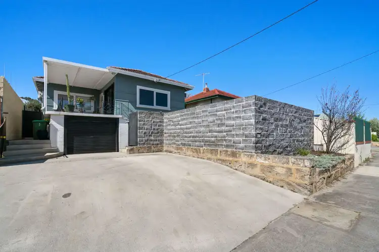36 Broun Avenue, Embleton WA 6062