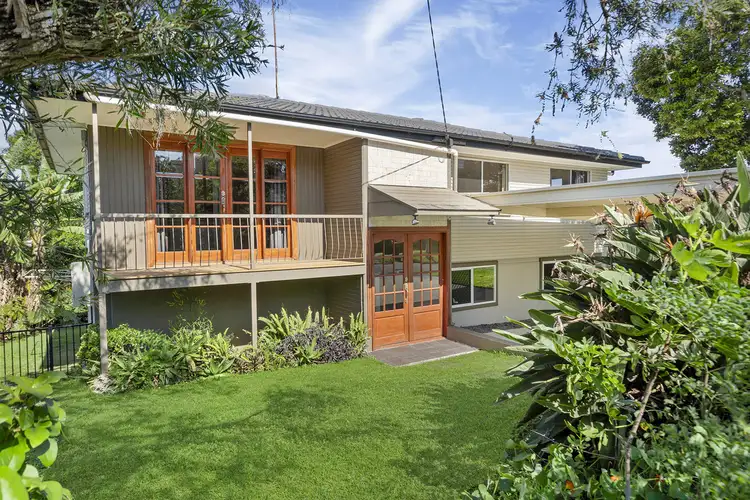 16 Peterglen Street, Wishart QLD 4122