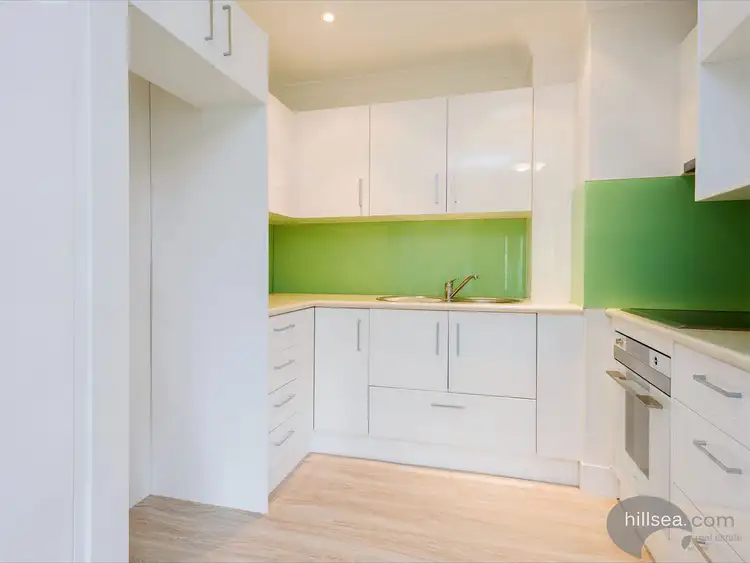 Fourth view of Homely unit listing, 4/4 Milton Avenue, Paradise Point QLD 4216