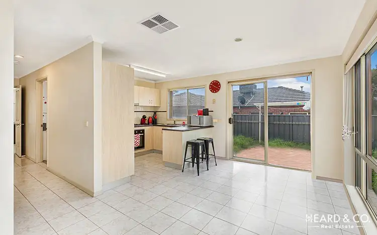 Fourth view of Homely house listing, 2/27 Little Breen Street, Quarry Hill VIC 3550