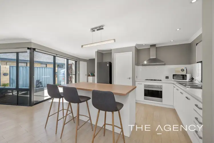 Fifth view of Homely house listing, 8 Seaspray Crescent, Jindalee WA 6036