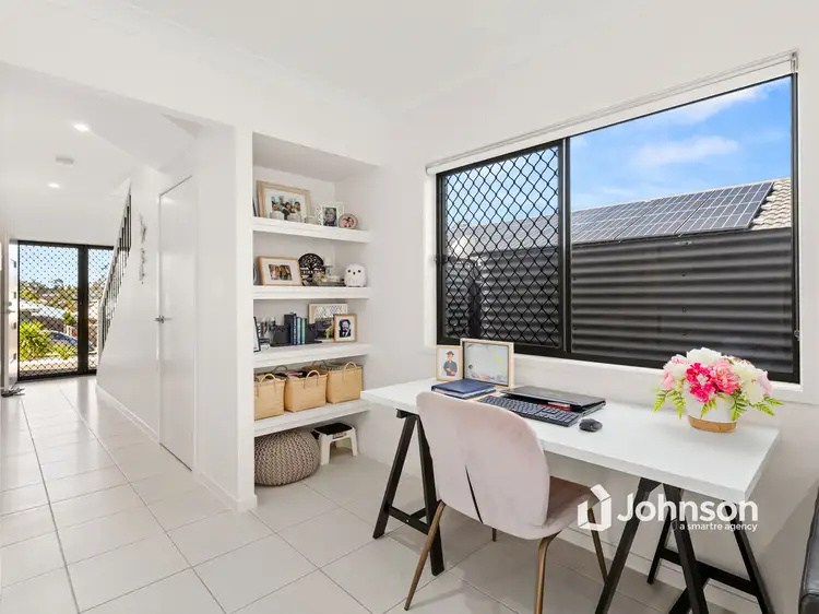 Second view of Homely house listing, 8 Koona Place, Hillcrest QLD 4118