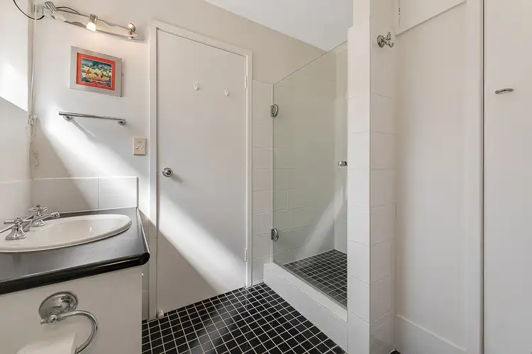 Fourth view of Homely apartment listing, 1/76 Gladstone Road, Highgate Hill QLD 4101