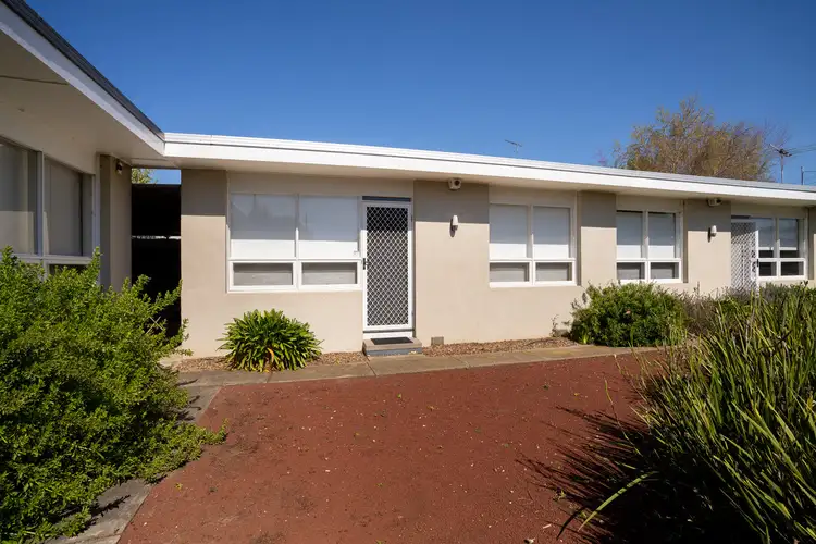 Fifth view of Homely apartment listing, 2/2 Martin Street, Thomson VIC 3219