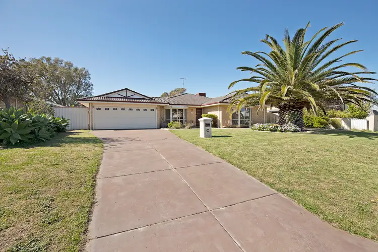 101 Peelwood Parade, Halls Head WA 6210
