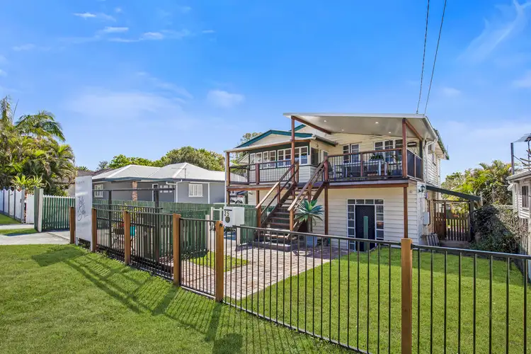25 Long Street, Clontarf QLD 4019