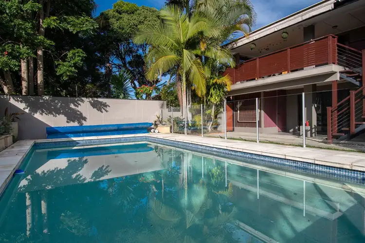 9 Nakina Street, Southport QLD 4215