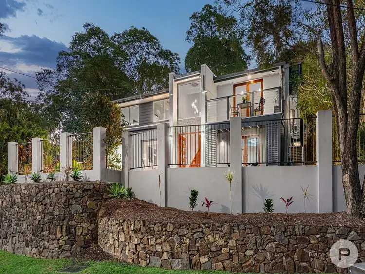 18 Cluden Street, Holland Park West QLD 4121
