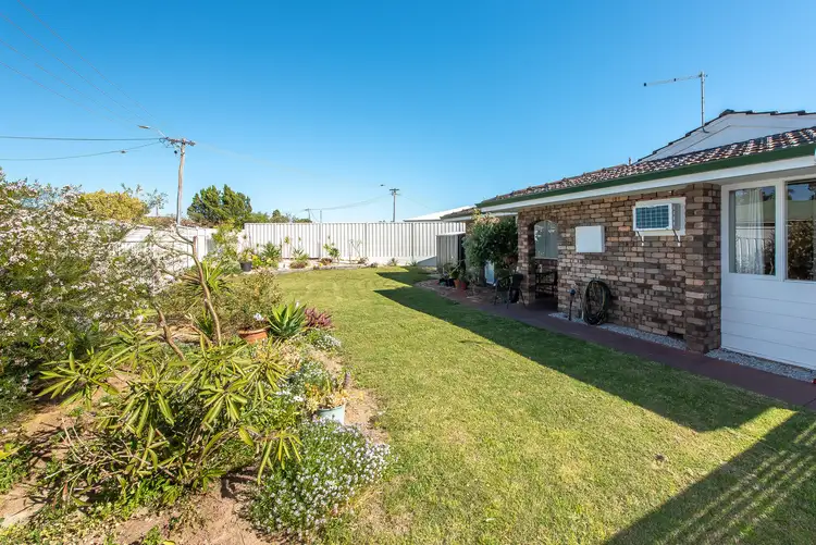 45 Mayflower Crescent, Craigie WA 6025