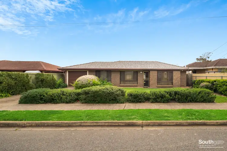 31 Kwinana Crescent, Port Noarlunga South SA 5167
