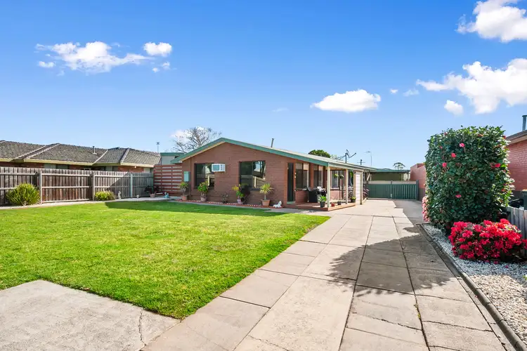 13 Cedar Street, Sale VIC 3850