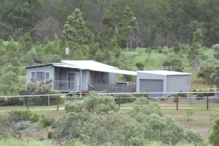 12 Wilkinson Place, Grantham QLD 4347
