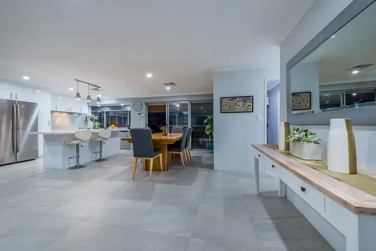 Sixth view of Homely house listing, 10 Micrometer Place, Mullaloo WA 6027