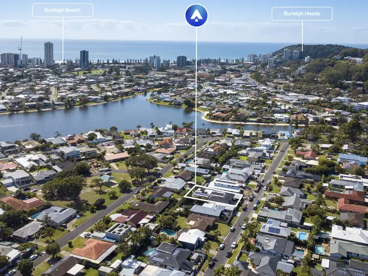 15 Dabchick Drive, Burleigh Waters QLD 4220