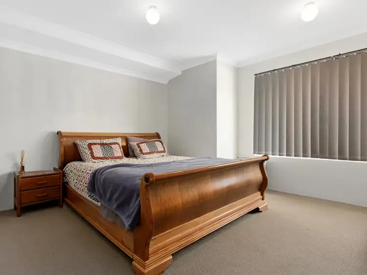 Fourth view of Homely house listing, 216 Runnymede Gate, Leda WA 6170