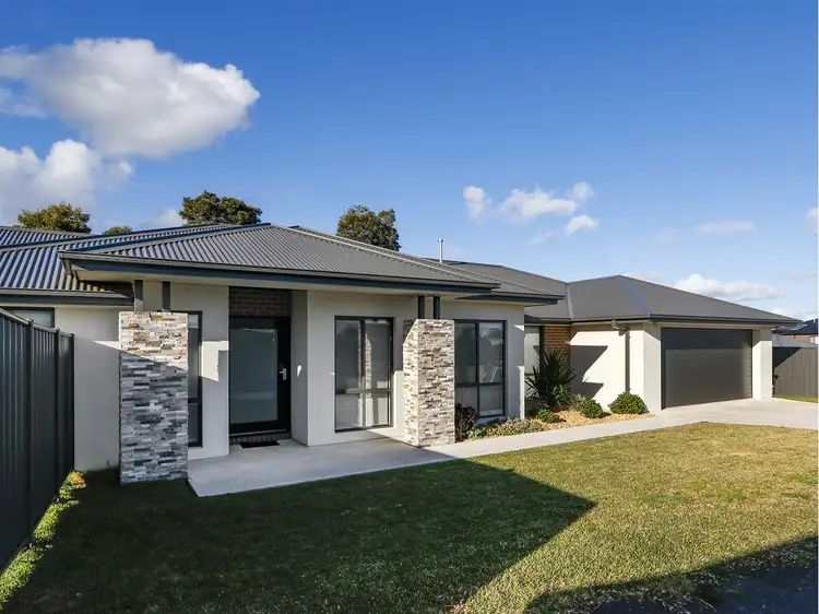 4 Liston Court, Sale VIC 3850