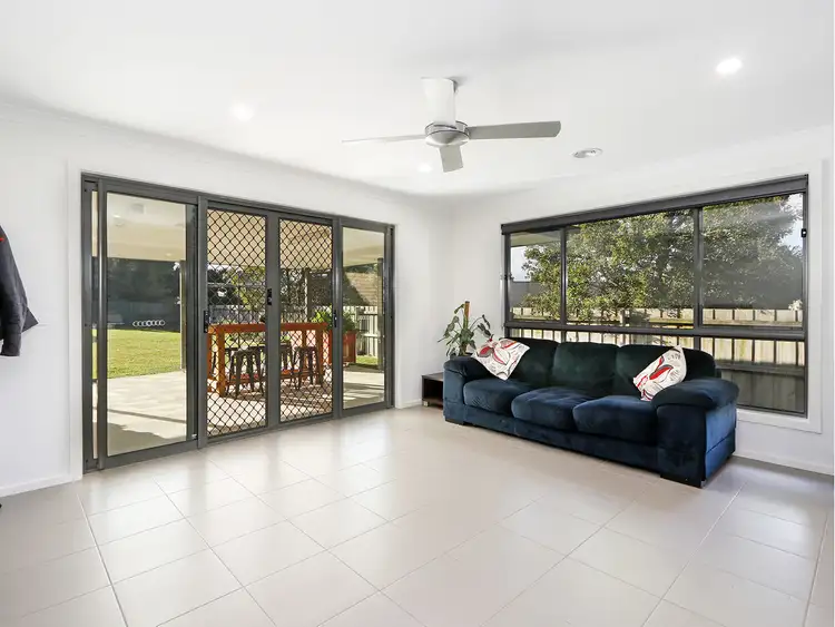 Sixth view of Homely house listing, 4 Liston Court, Sale VIC 3850