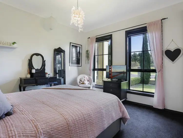 Fifth view of Homely house listing, 2 Fairway Crescent, Warrnambool VIC 3280