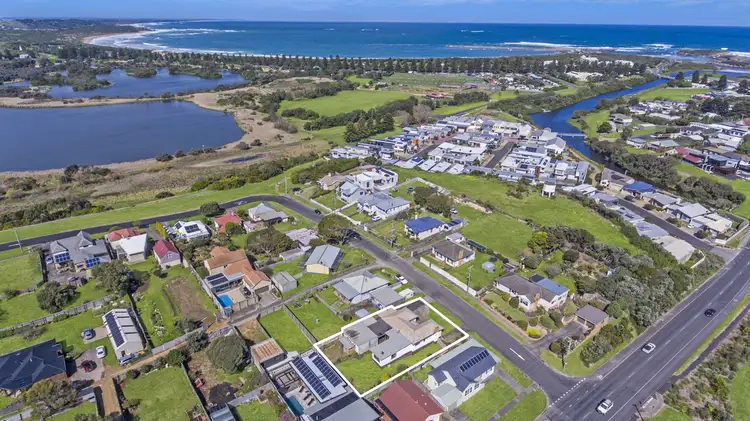 Main view of Homely house listing, 8 Anderson Street, Warrnambool VIC 3280