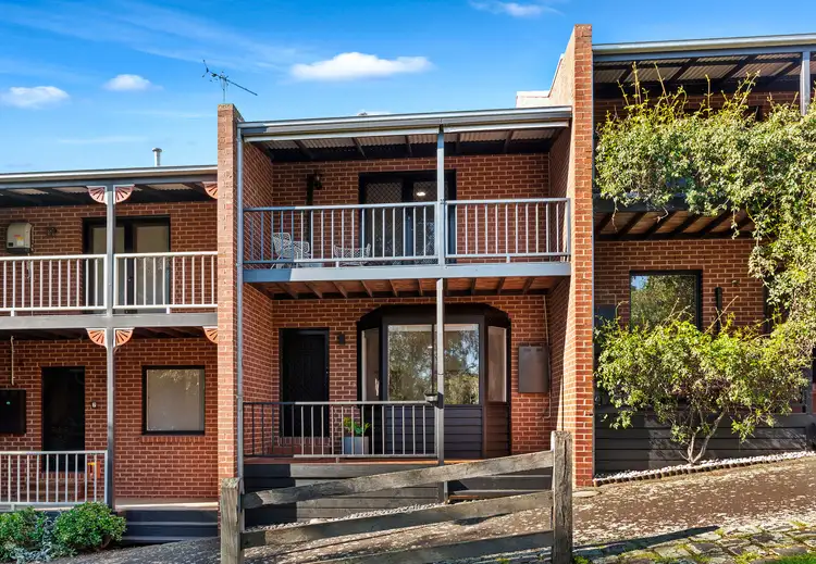 5 Woodruff Street, Kensington VIC 3031