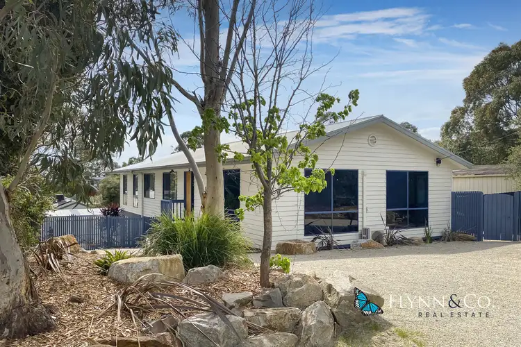 2 Fenton Avenue, Rosebud VIC 3939