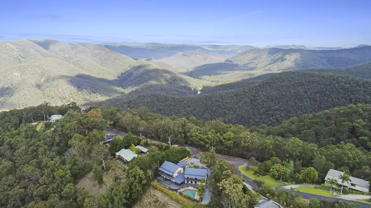 31 Macrozamia Drive, Clagiraba QLD 4211