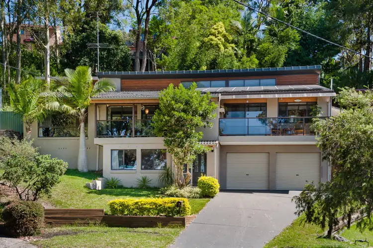 4 Seaspray Close, Bateau Bay NSW 2261