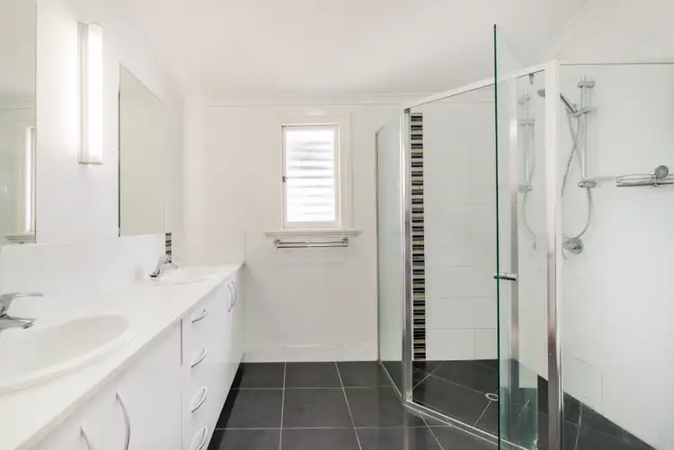 Sixth view of Homely townhouse listing, 1/854 Sandgate Road, Clayfield QLD 4011
